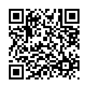 她也是这样依依不舍的看着顾诚离开二维码生成