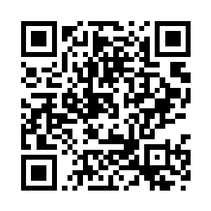 她从头到尾都在自己的小店里转悠二维码生成