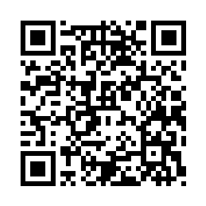 她们定制的每一件衣裳都将是独一无二的二维码生成