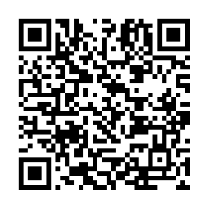 她们是没见过龙战以前对女人既蛮横又冷冰冰的样子二维码生成