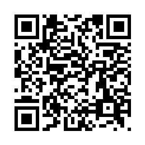 她们跟着一支外地经过的商队出了城二维码生成