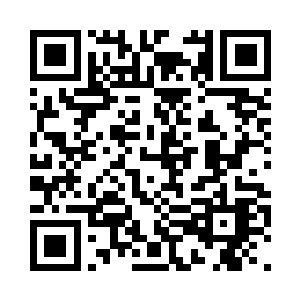 她似乎从来没有见过爹地走秀的样子二维码生成