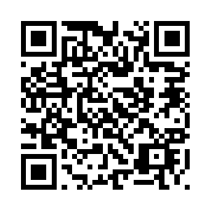 她依然在用实际行动不断支持自己二维码生成