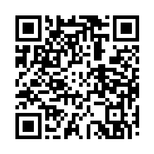 她冲动地想要从乞丐的手里把那瓶水拿回来二维码生成