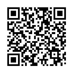 她十分轻松且并没怎么停顿便通过了二维码生成