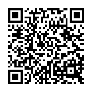 她发现被小强折腾过的家具什么的用起来貌似都要顺手些了二维码生成