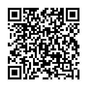 她可怕自家娘亲心血来潮要请那便宜师父上门做客二维码生成