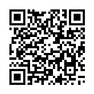 她在床上穿着小婵带在路上的单衣二维码生成