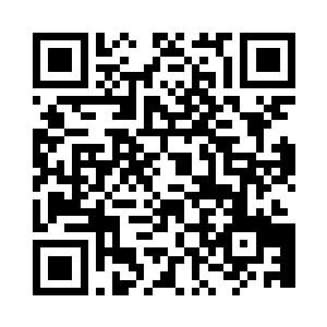 她在海滩的冲浪用品店兼职着售货员二维码生成