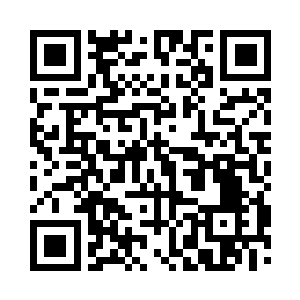 她家那个一身桀骜的夫君戴着墨镜站在舱门口二维码生成