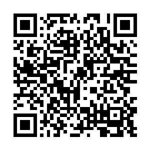 她将信息反馈回一座云雾山谷中隐藏等待的青衣少女二维码生成