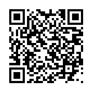 她就算身为黑海的大帝也根本抗拒不了二维码生成