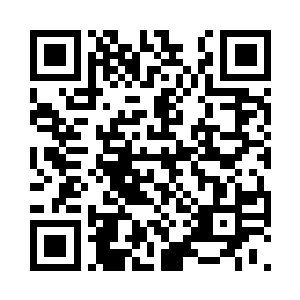 她并不是那么愿意看到分身在自己的眼前二维码生成