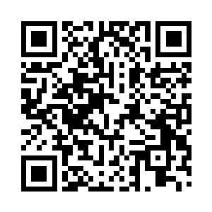 她并不觉得这立交桥和其它的道路有什么区别二维码生成