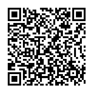 她心中却对这个一直都利用了自己的感情还如此麻木不仁的男人更恨二维码生成