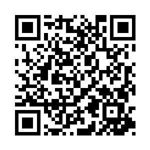 她想以她现在出现的容貌在别人眼中是个丑人二维码生成