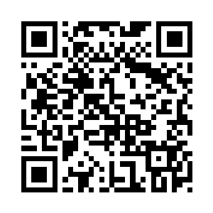 她手中还抓住一个血淋淋的心脏…二维码生成