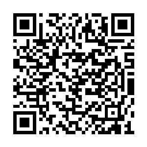 她打死都不承认自己方才想到君无极要被人压倒二维码生成