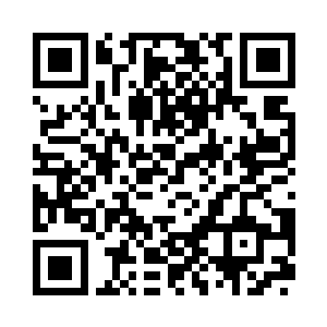 她把之前的玉镯重重的丢在官兵的身上二维码生成