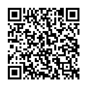 她把她和关长云爸爸相恋相爱的事说给了关长云二维码生成