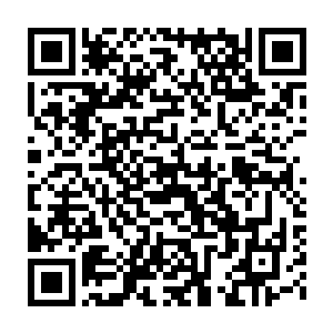 她早就将这个一而再再而三挑战她内心底线的家伙给轰出办公室去了二维码生成