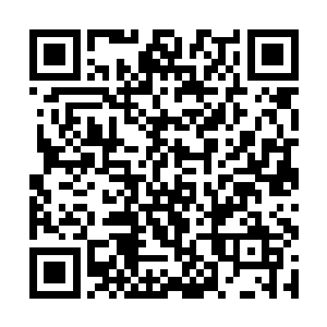 她明确地知道德普肯定是有意在片酬上和她结成同盟二维码生成