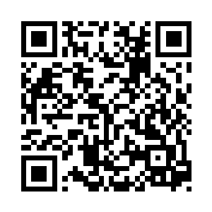 她比现在还没发育完全的马文还要高挑一些二维码生成