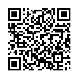 她用一双妙手使得女孩们个个貌美如花二维码生成