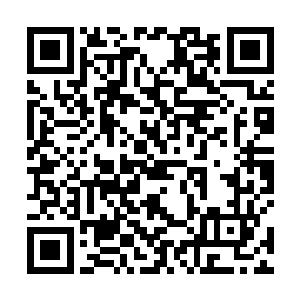 她的嗓子目前被银河系那边听过的人冠以金嗓子的称号二维码生成