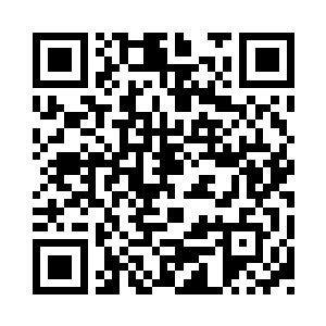 她的左手手指却少了一根――那根小手指二维码生成