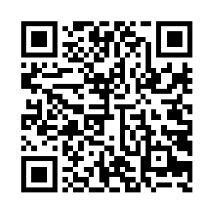 她的手也不知道怎么就沾上了叶秋的手臂二维码生成