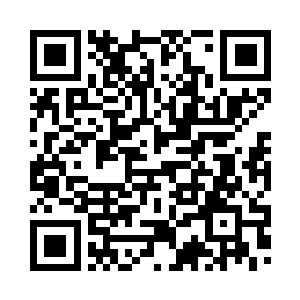 她的目光仿佛穿越了数十万里距离二维码生成