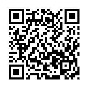 她的脑海中又一次地回放着昨晚在这张床上二维码生成