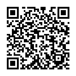 她直觉道自己已经陷入了一个设计巧妙的圈套里面二维码生成