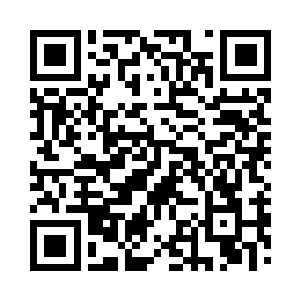 她相信这般距离不是人和马可以跃过去的二维码生成