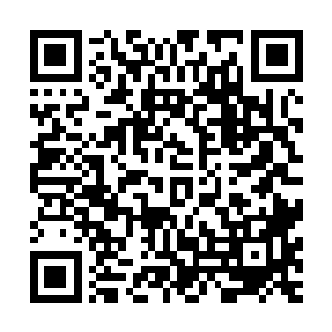 她真的会不顾诚不顾涵养的痛骂眼前这个让她满心厌恶的男人二维码生成