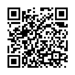 她眼睁睁地看着冰雕状的自己哗啦一声二维码生成