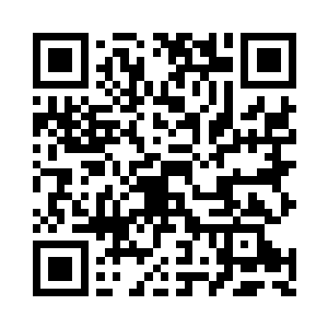 她瞅着眼前这男人背对着自己半趴在软椅上二维码生成