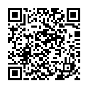 她瞬间就明白过来刚才唐铮鬼鬼祟祟地出去是干什么去了二维码生成