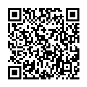 她终于明白自己看到的不过只是李奇的冰山一角二维码生成