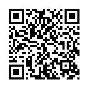 她肚子之中的那个鬼婴像是察觉到了什么一样二维码生成