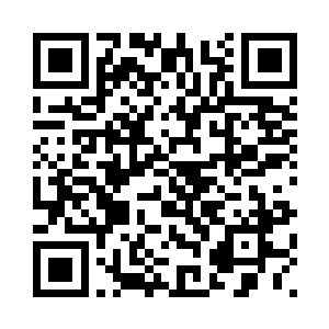 她被他倏然袭击般箍抱地吻了一口二维码生成