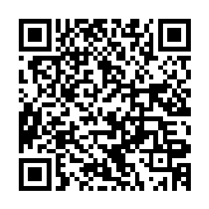 她觉得松了一口气……不是他就好……其实人都是这么自私的二维码生成