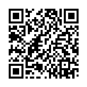 她走到沙发前拿过乔洁之前为她准备的毯子二维码生成