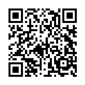 她身上穿着和王九九同款的白色运动衣二维码生成