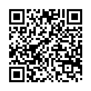 她身上那块万兽无疆像是受到了召唤一样二维码生成