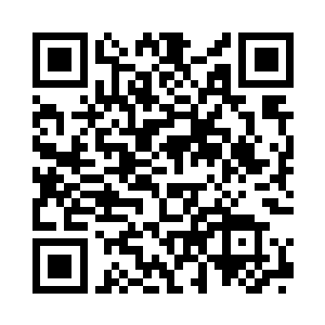 她身体内潜伏着的女性特质在一点点地被激发二维码生成