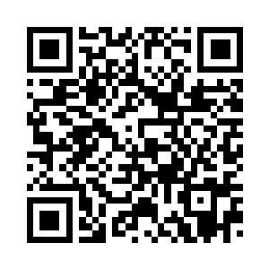 她还不容易把电话号码塞给了萧航二维码生成