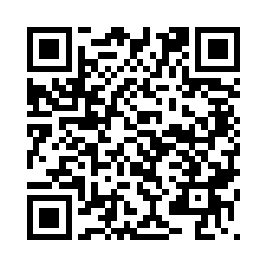 她这才愣了愣地挽住了雨果的手臂二维码生成