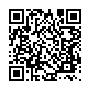 好一会才一转身抓起了丢在一旁的衣服二维码生成